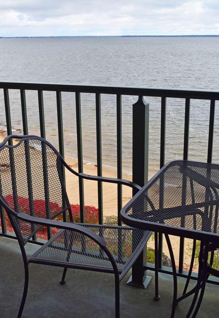 Beachfront Hotel Houghton Lake Ausstattung foto
