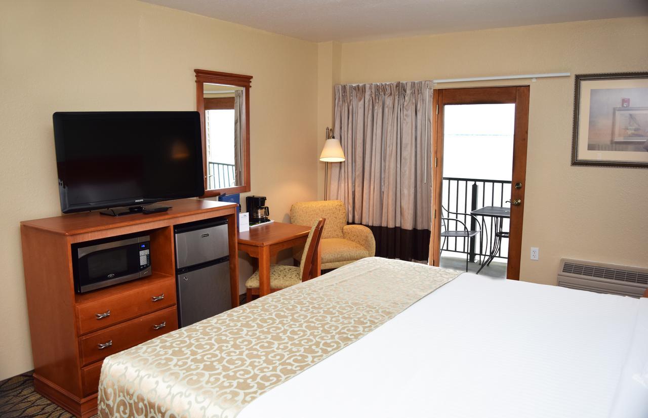 Beachfront Hotel Houghton Lake Exterior foto